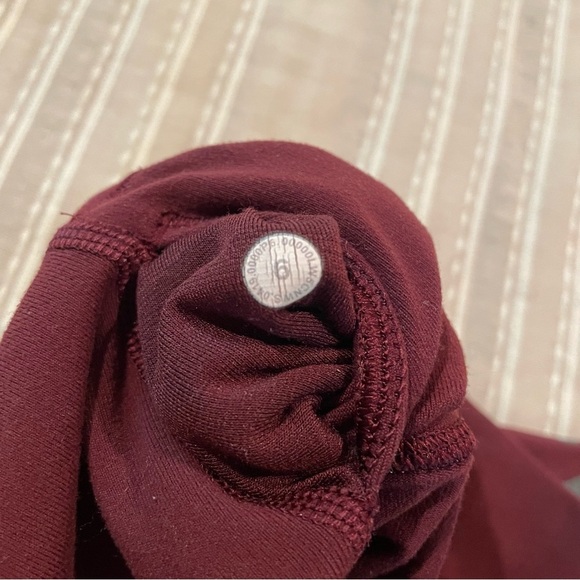 Lululemon Wunder Under High Rise Tight Leggings Lunar New Year Garnet 6 W5CNWS - Picture 6 of 11